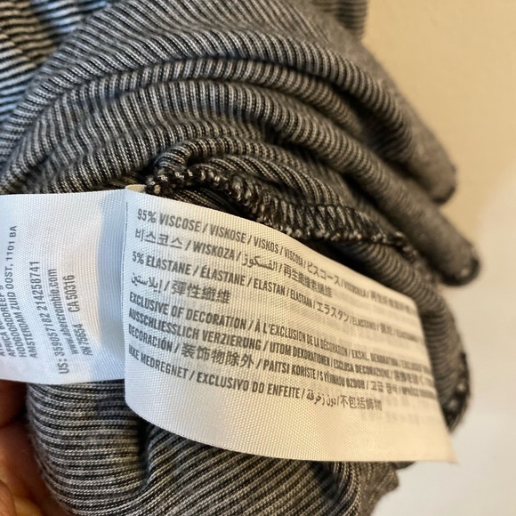 Hollister Black and White Textured mini Stretchy Dress size medium - Picture 5 of 7